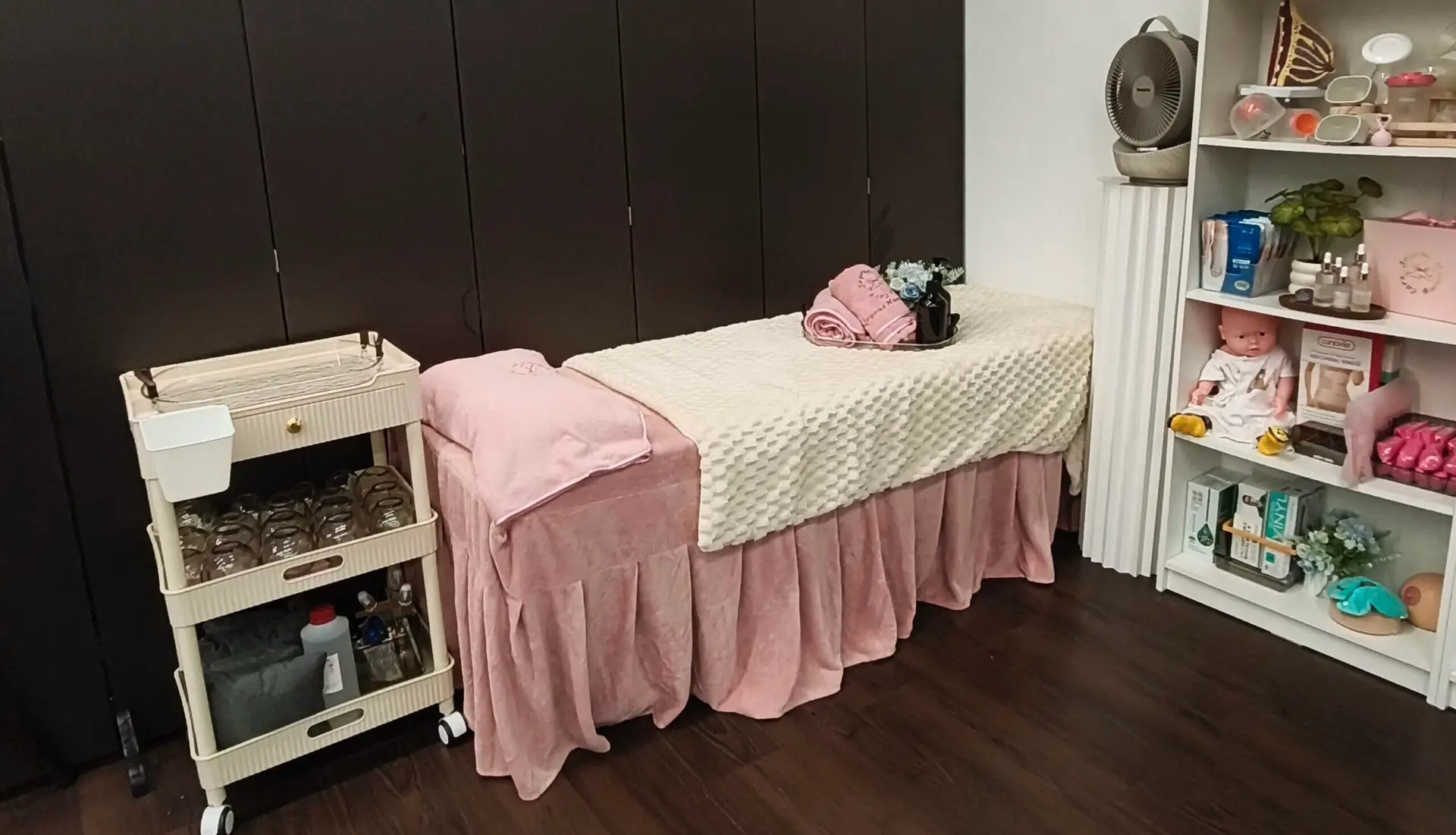 Joyous Mummy Care postnatal treatment Singapore